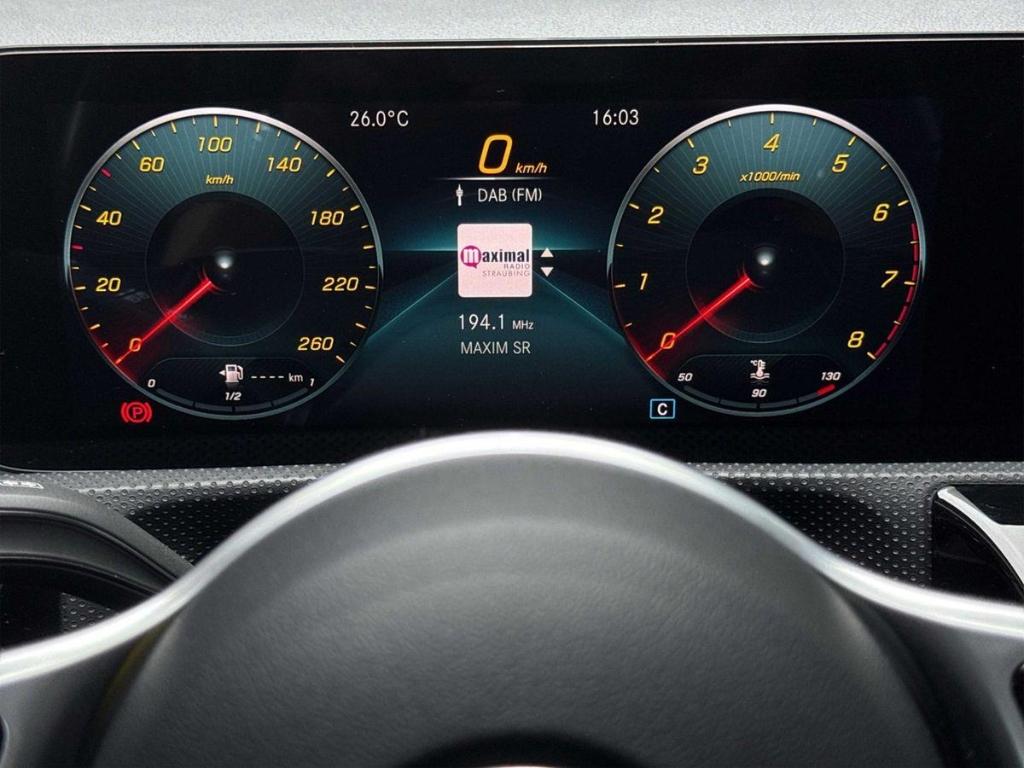 Mercedes-Benz A 180 Widescreen Multibeam AHK Kamera Leder MULT