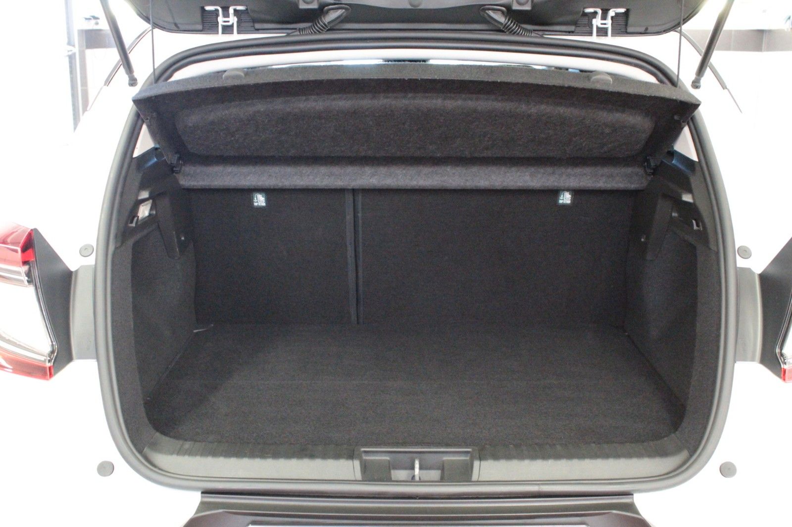 Fahrzeugabbildung Renault Captur E-Tech Plug-in 160  Plug in Hybrid