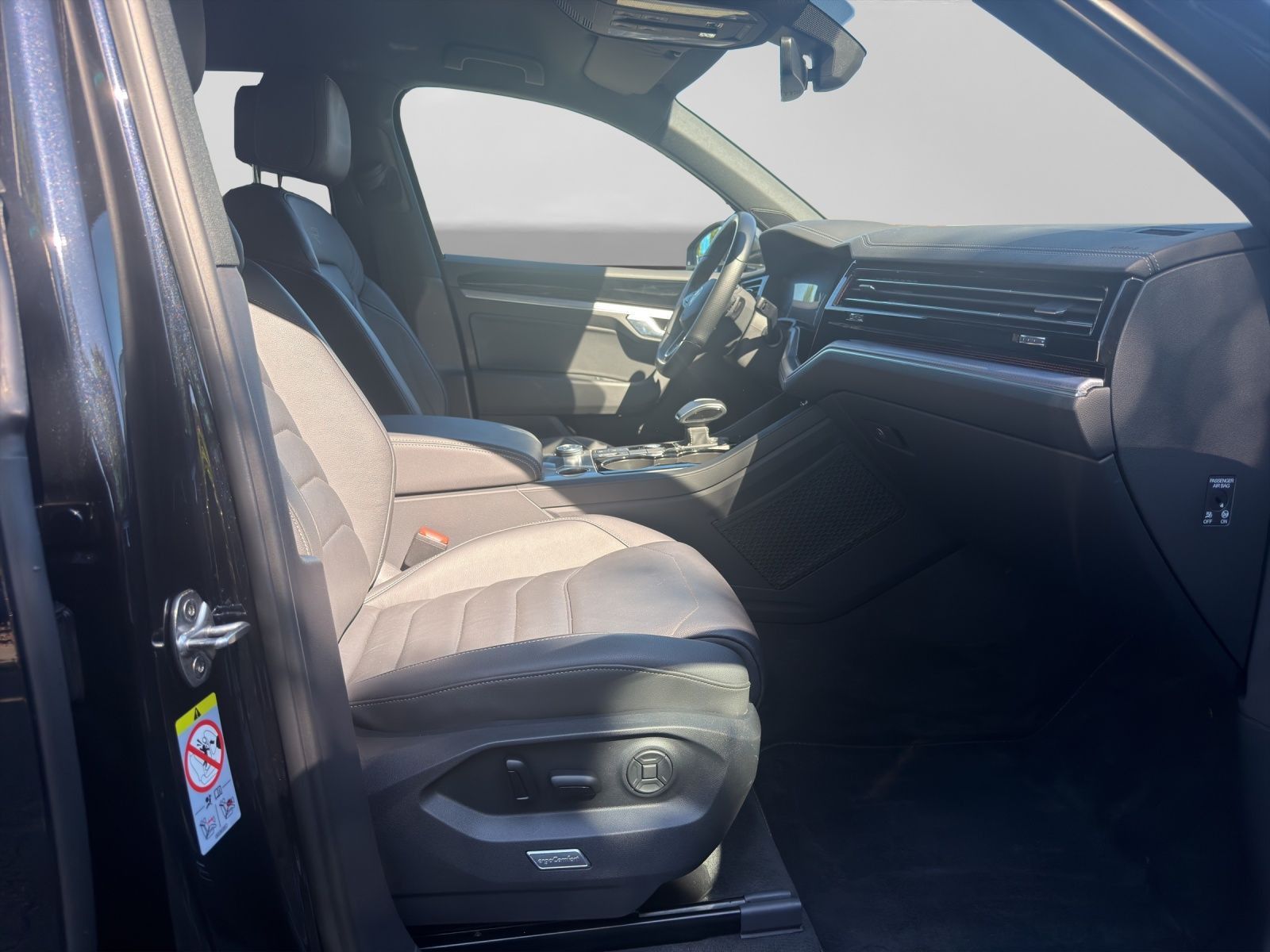 Volkswagen Touareg 3.0 TDI 4M R-LINE BLACK MATRIX LEDER AHK foto 4