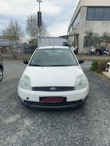 Ford Fiesta 1.4 TDCi 3p. Van - Ford Fiesta aus 2006 mit Diesel-Antrieb