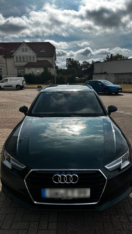 Image of Audi A4