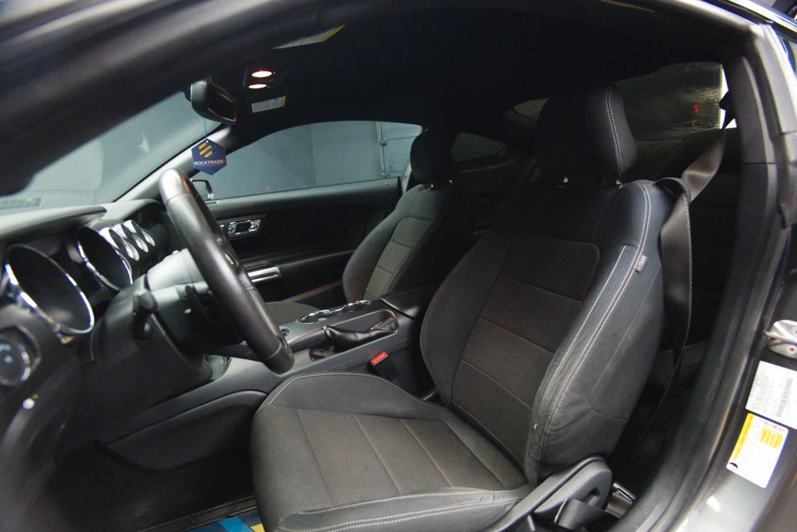 Fahrzeugabbildung Ford Mustang 3.7 V6 GT Coupe 19Zoll | Xenon | Kamera