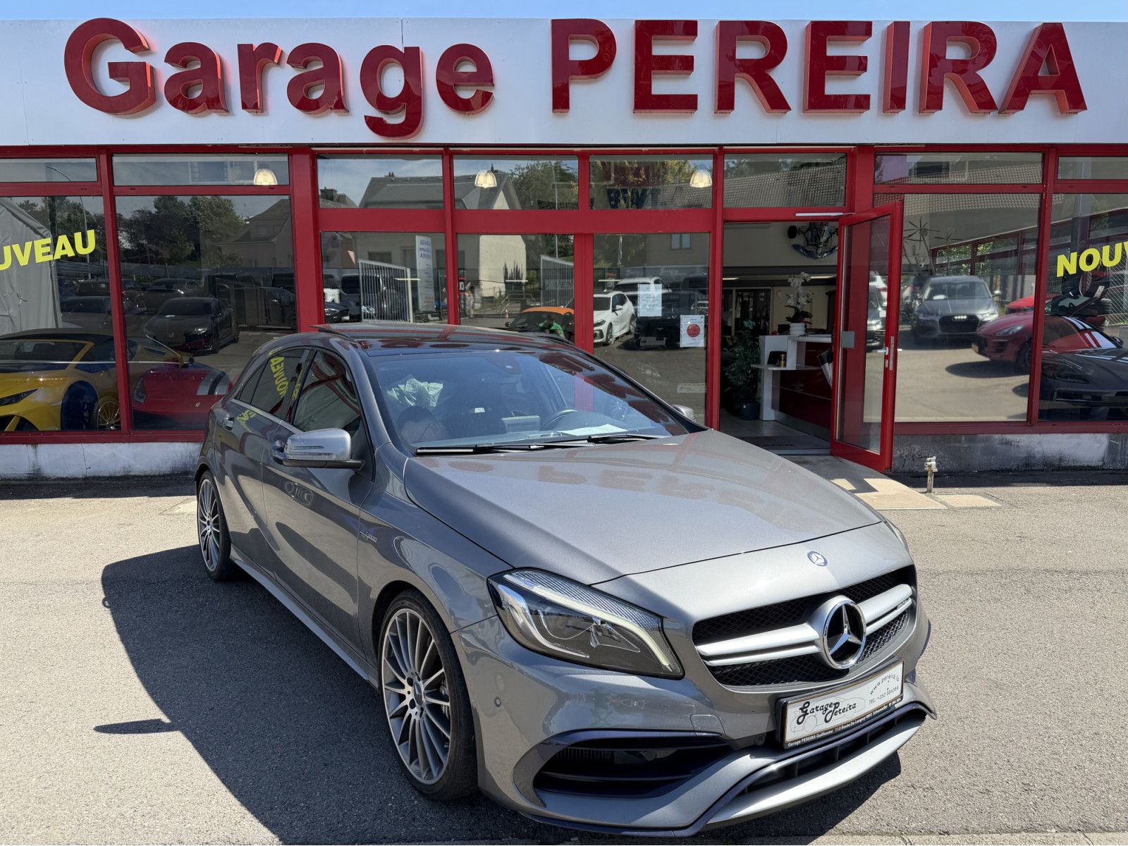 MERCEDES-BENZ A 45 AMG TURBO 4MATIC FACELIFT PANO CUIR NAVI