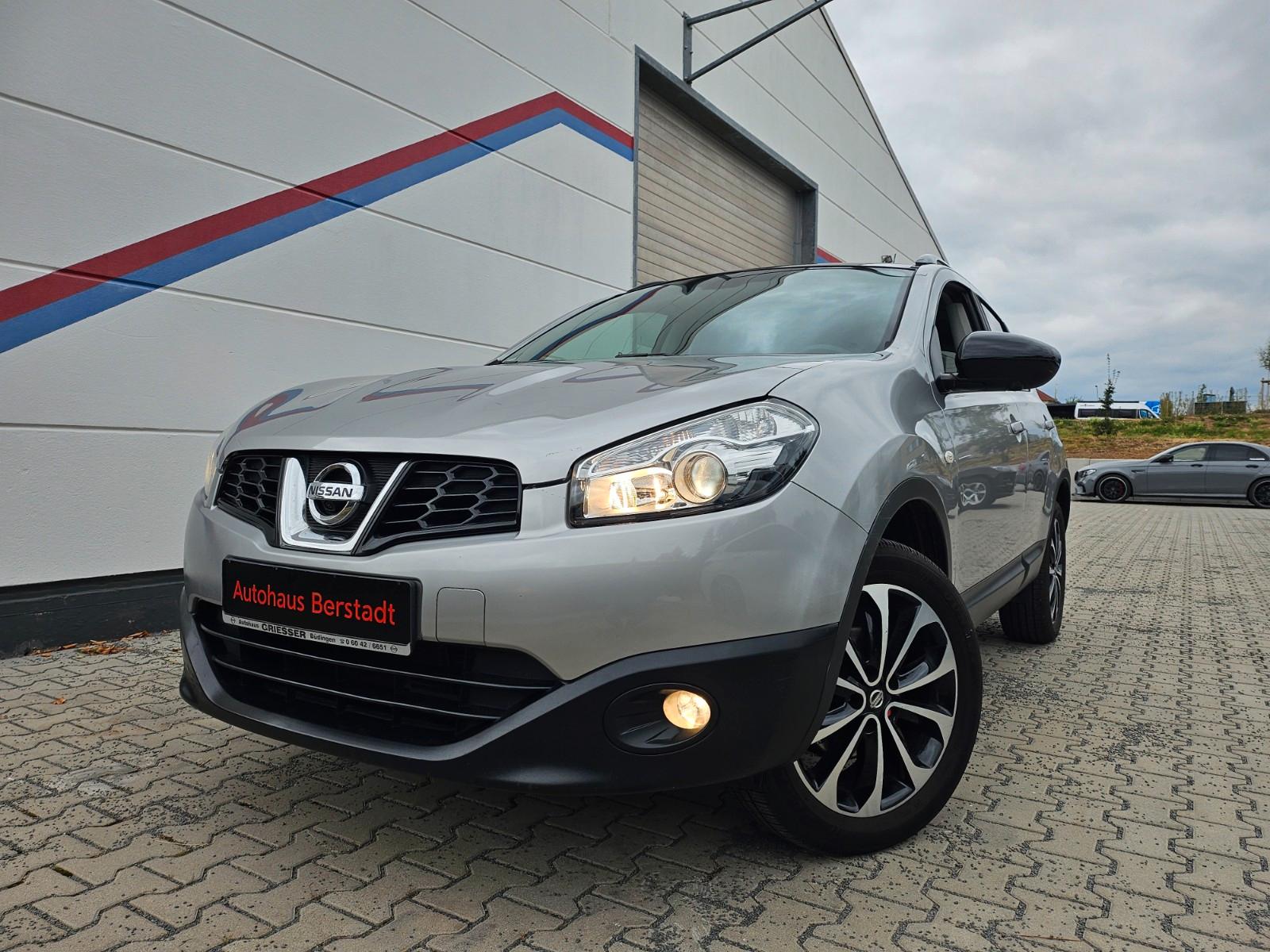 Nissan Qashqai 360 141PS*Automatik*Panorama*Navi*Kamera