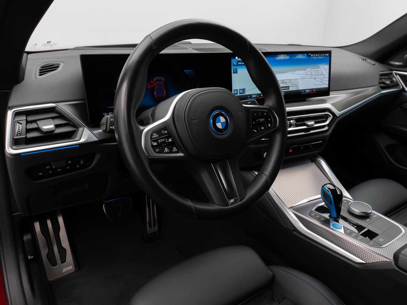 Fahrzeugabbildung BMW i4 eD40 M Sport 360°DAB H/K Komfort Alarm 19Zoll