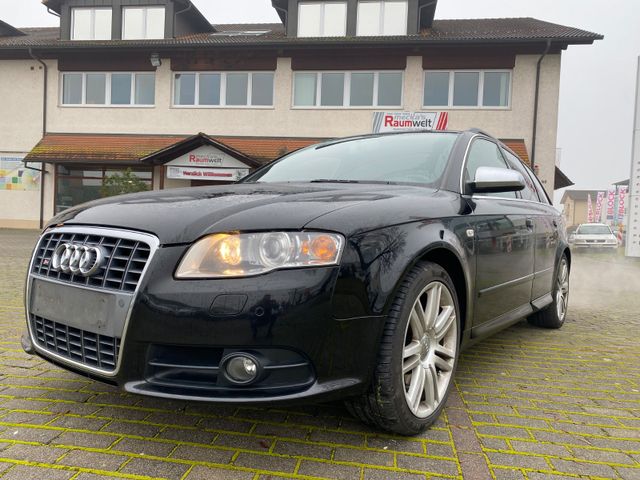 Audi S4 Avant 4.2 quattro