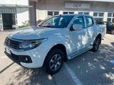 Fiat FIAT FULLBACK 2.4 150 CV DOPPIA CABINA SX S&S - weiße Fiat Fullback