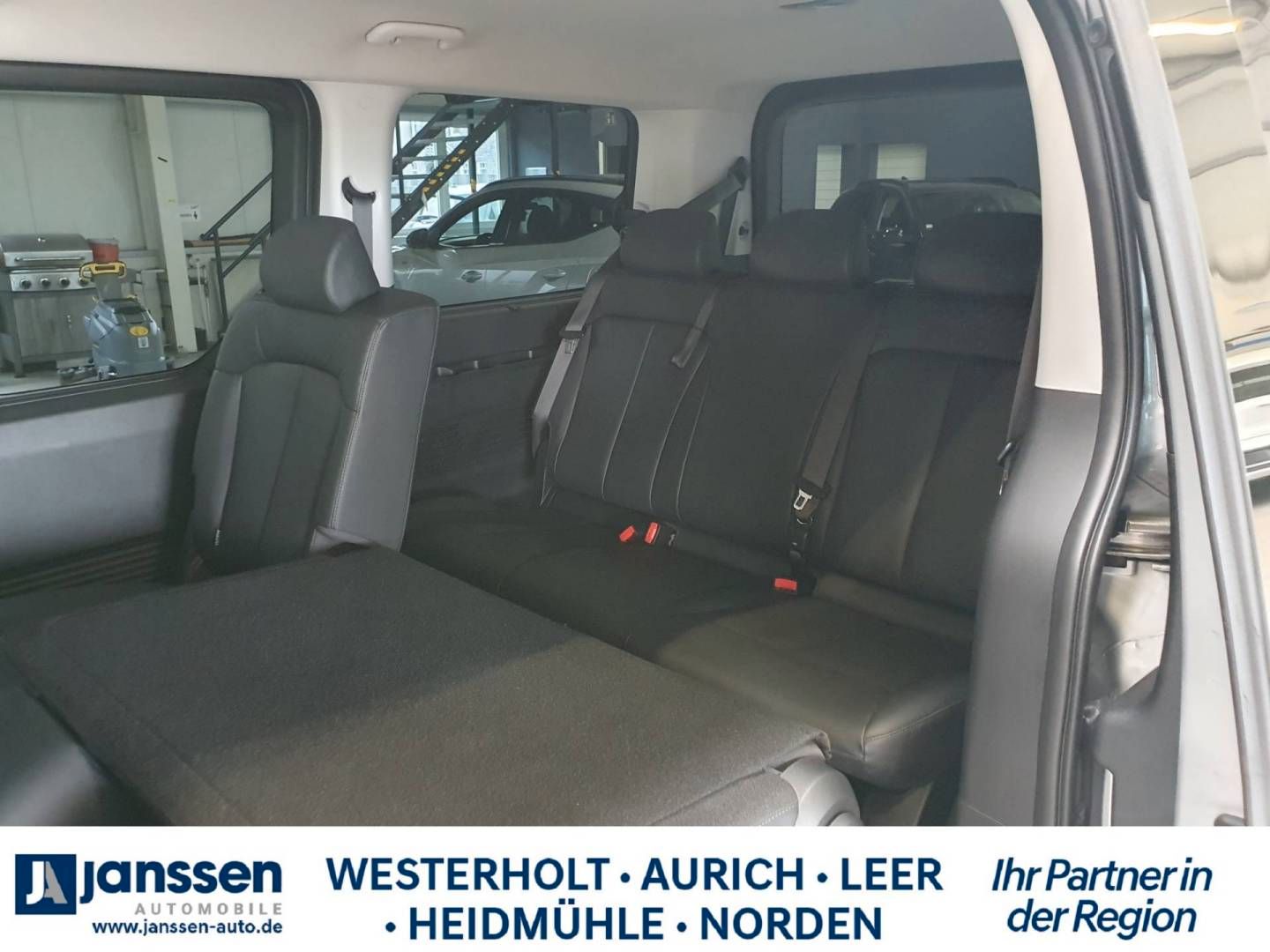 Fahrzeugabbildung Hyundai STARIA 9-Sitzer 2.2 CRDi 8 A/T 2WD (177PS) PRIME