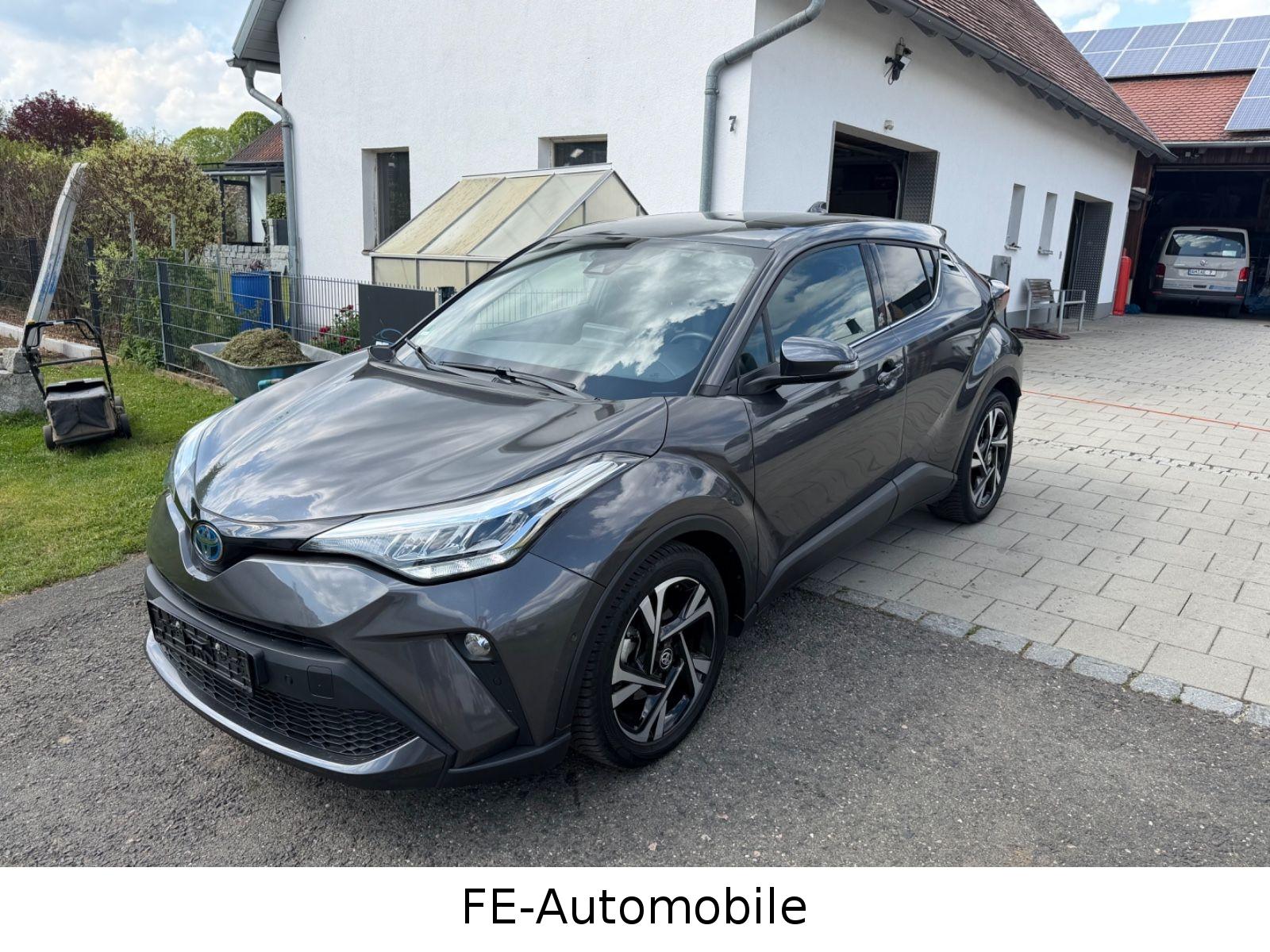 Toyota C-HR Hybrid Team D