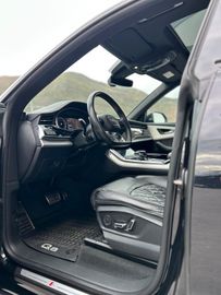 Audi Q8 - 12