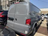 Volkswagen T6 Transporter 1 Lang / ESP / 2.0 TDI / Leder  - Volkswagen T6 Transporter in Mönchengladbach