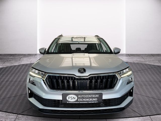 Fahrzeugabbildung SKODA Karoq 1.5 TSI DSG SELECTION NAVI LED KAMERA GJR
