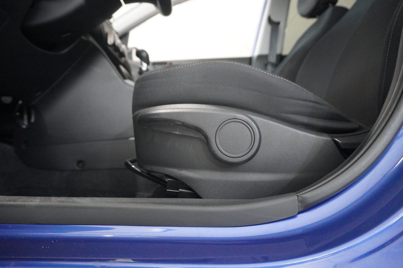 Fahrzeugabbildung Hyundai i10 1.2 YES! 5-TÜR KLIMA/WINTER/TEMP./NEBEL/DAB+