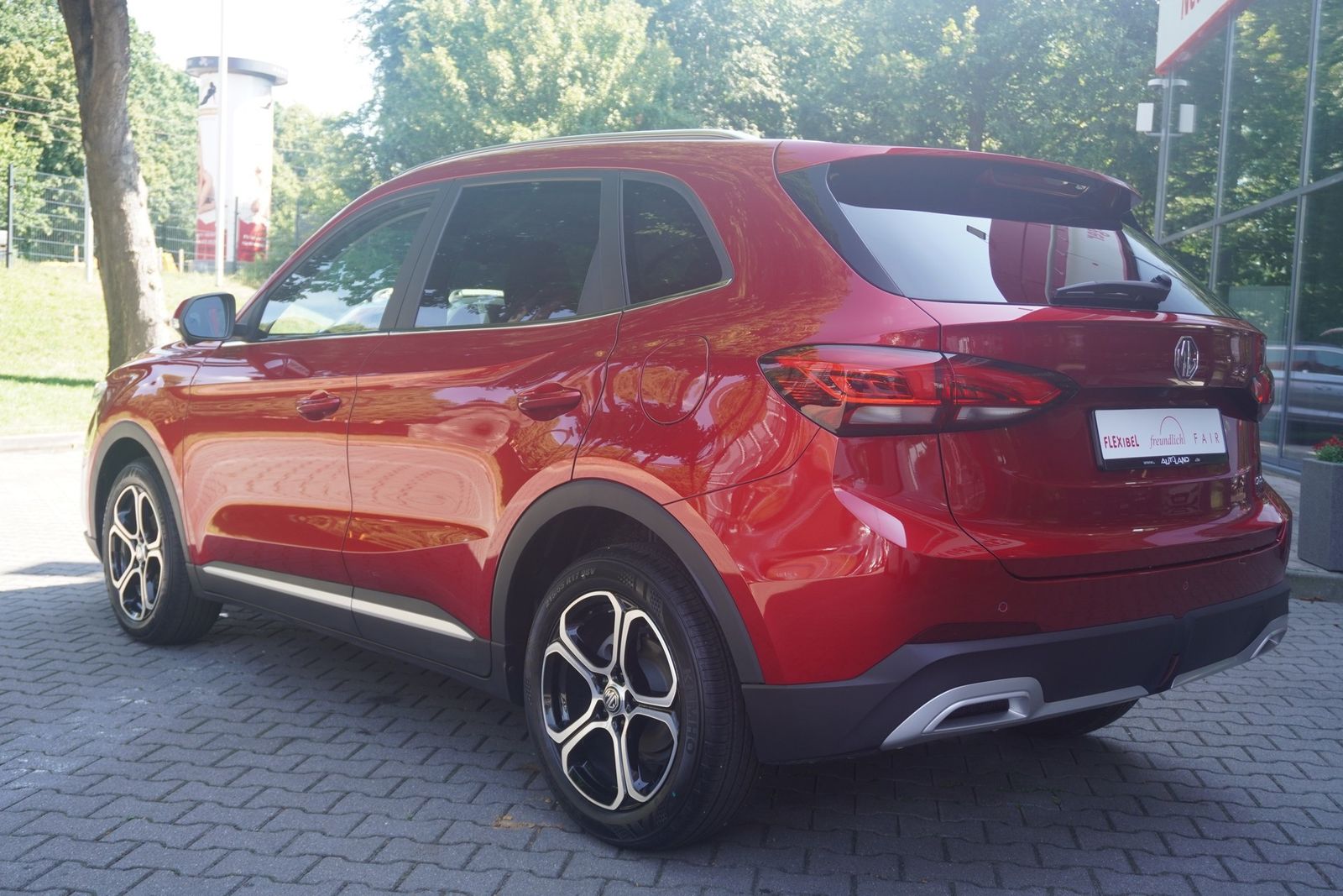 MG ZS