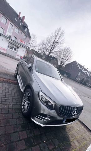 Mercedes-Benz Mercedes GLC 250D AMG Line zu verkaufen!