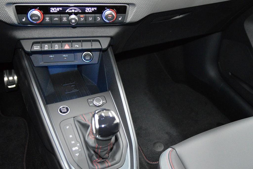 Audi A1 Sportback S line 40 TFSI S tronic LED*NAV*SHZ, миниатюра 10