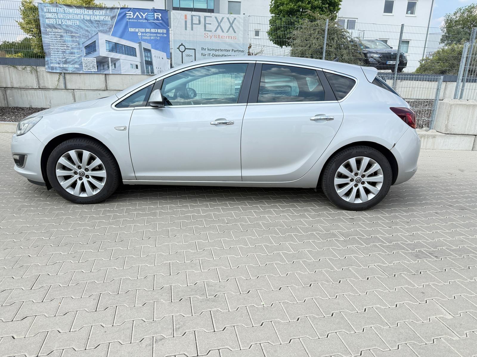 Opel Astra J Lim. 5-trg. Innovation