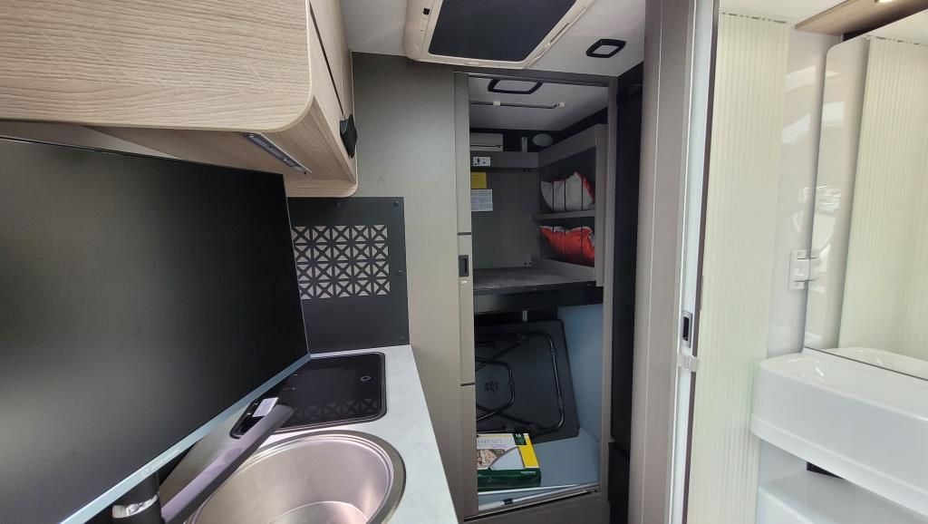 Autohaus Zimpel -  Challenger X250 Dachklima+TV+SAT+Lift77 - Bild 9