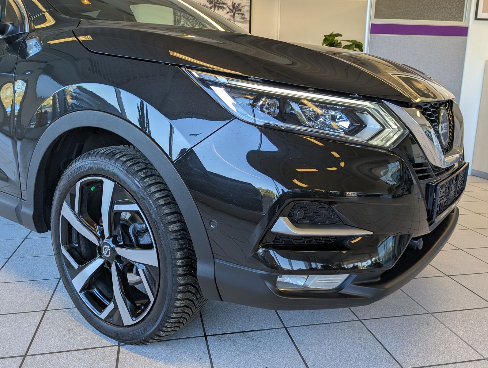 NISSAN Qashqai 1.6 DIG Tekna+ Pano Bose 360° Memory 19" - Image 8