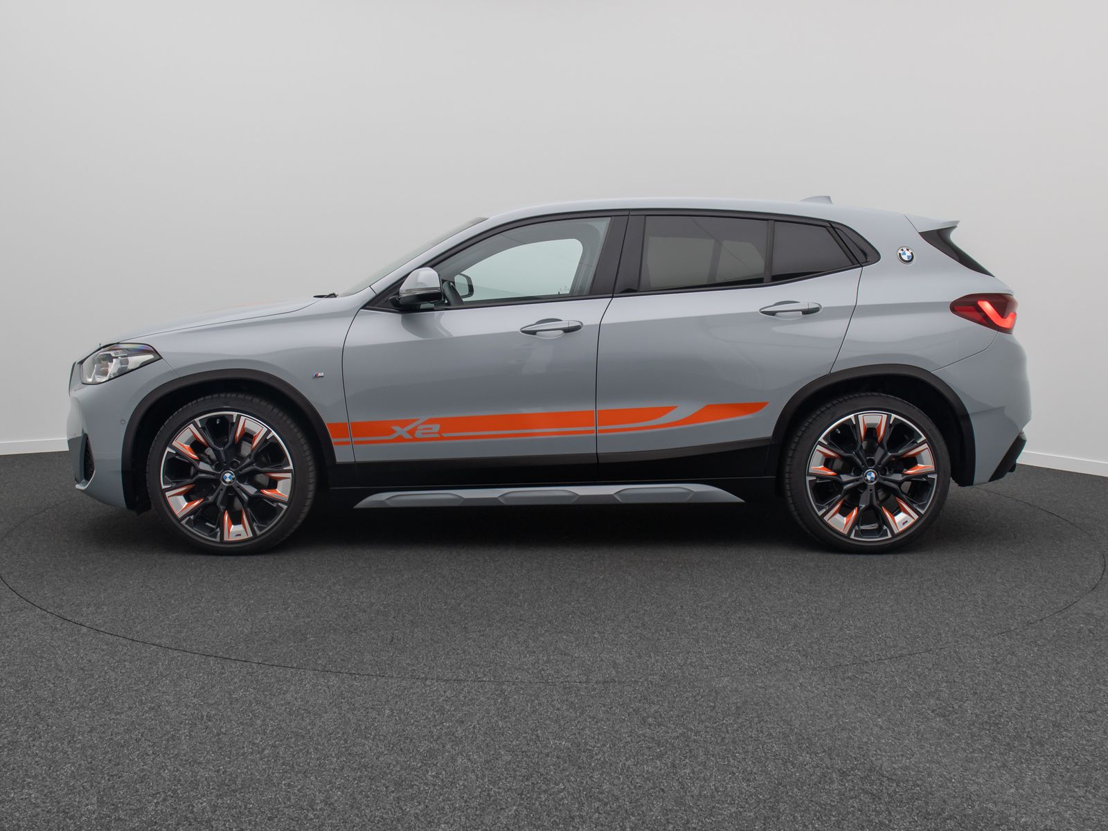 Fahrzeugabbildung BMW X2 sD18i M Sport X Kamera H/K HUD DAB Alarm 20"