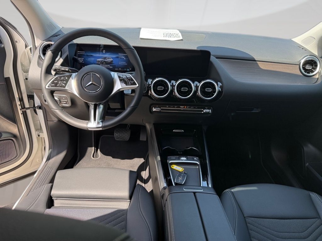 Mercedes-Benz GLA 180 - Bild 13