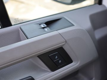 Volkswagen Crafter - 12