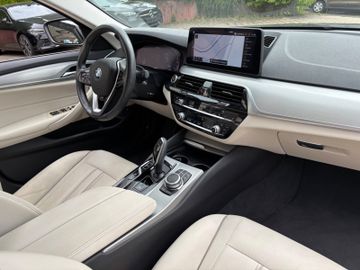BMW 530 - 11