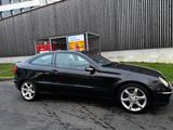 Mercedes-Benz C200 Kompressor W203 Sportcoupe TÜV NEU  - Mercedes-Benz 200 aus 2001
