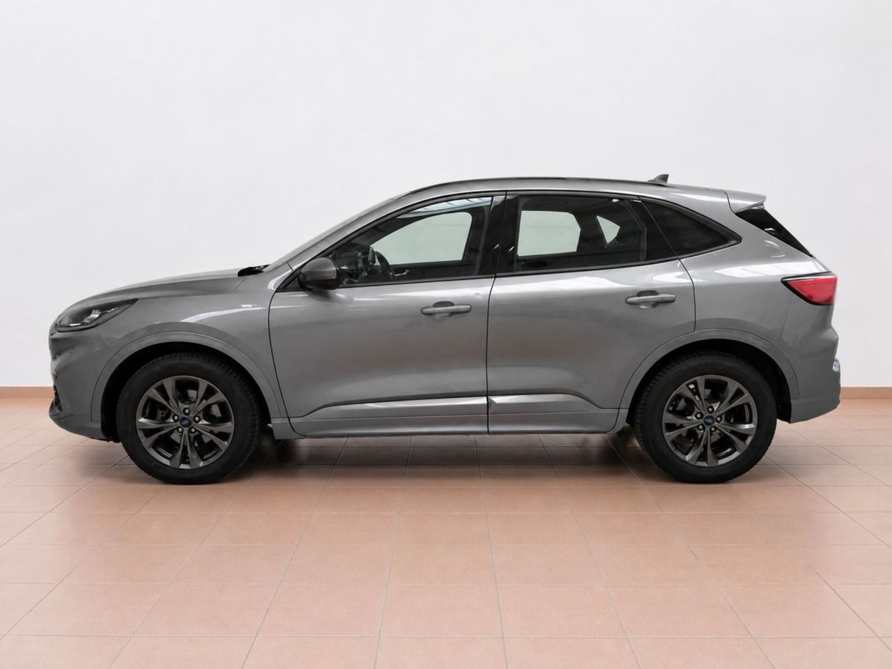 Ford Kuga 1.5 EcoBlue 120 CV aut. 2WD ST-Line imagem 2