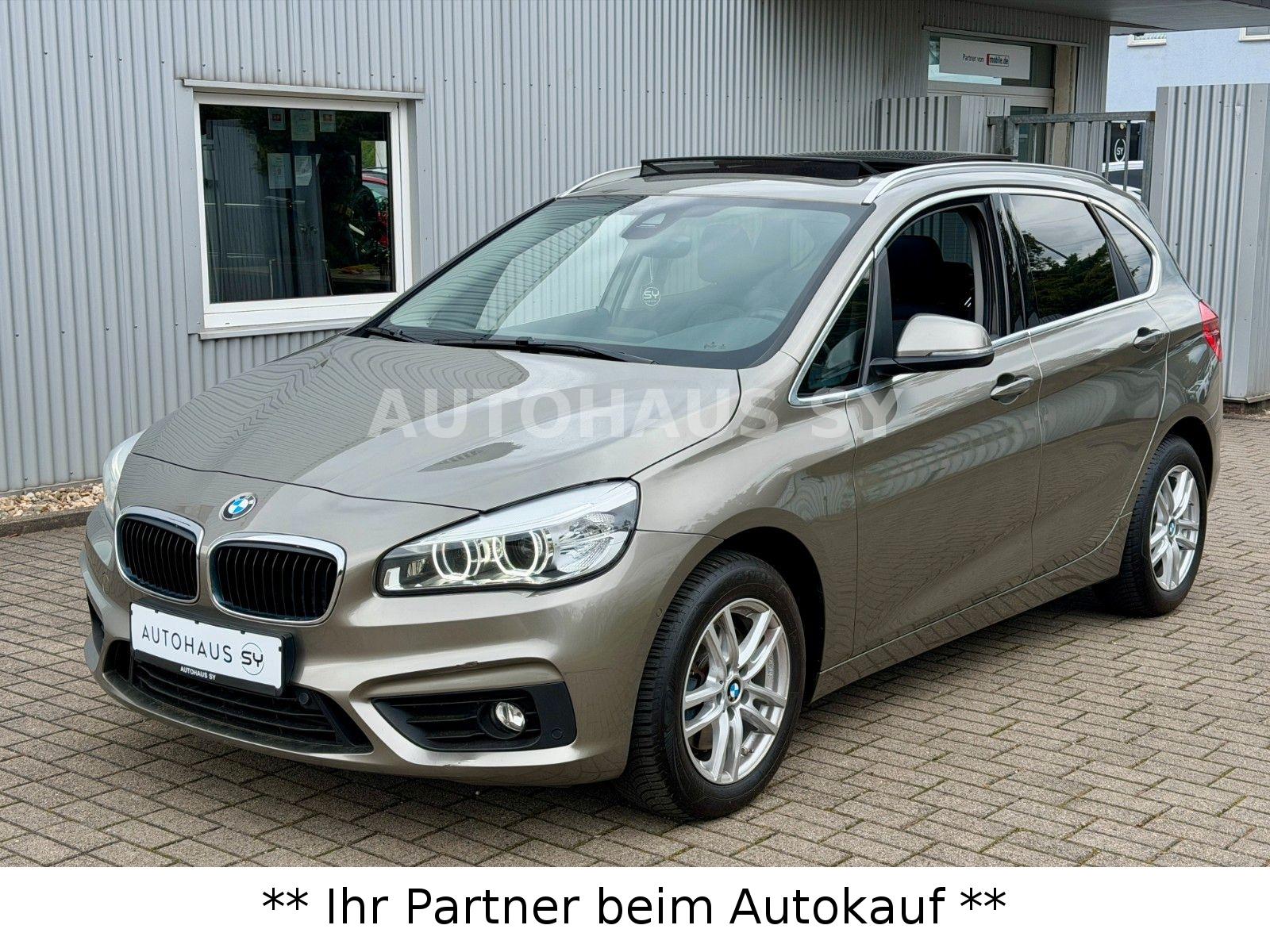 BMW 220i Active Tourer* 1.HAND-PANO-NAVI-LED-S.HEFT*