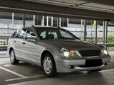 Mercedes-Benz C 200 Kompr. Kombi | 1. Hnd | 60tkm | Automatik - gebrauchte Mercedes-Benz C 200 aus dem Jahr 2003