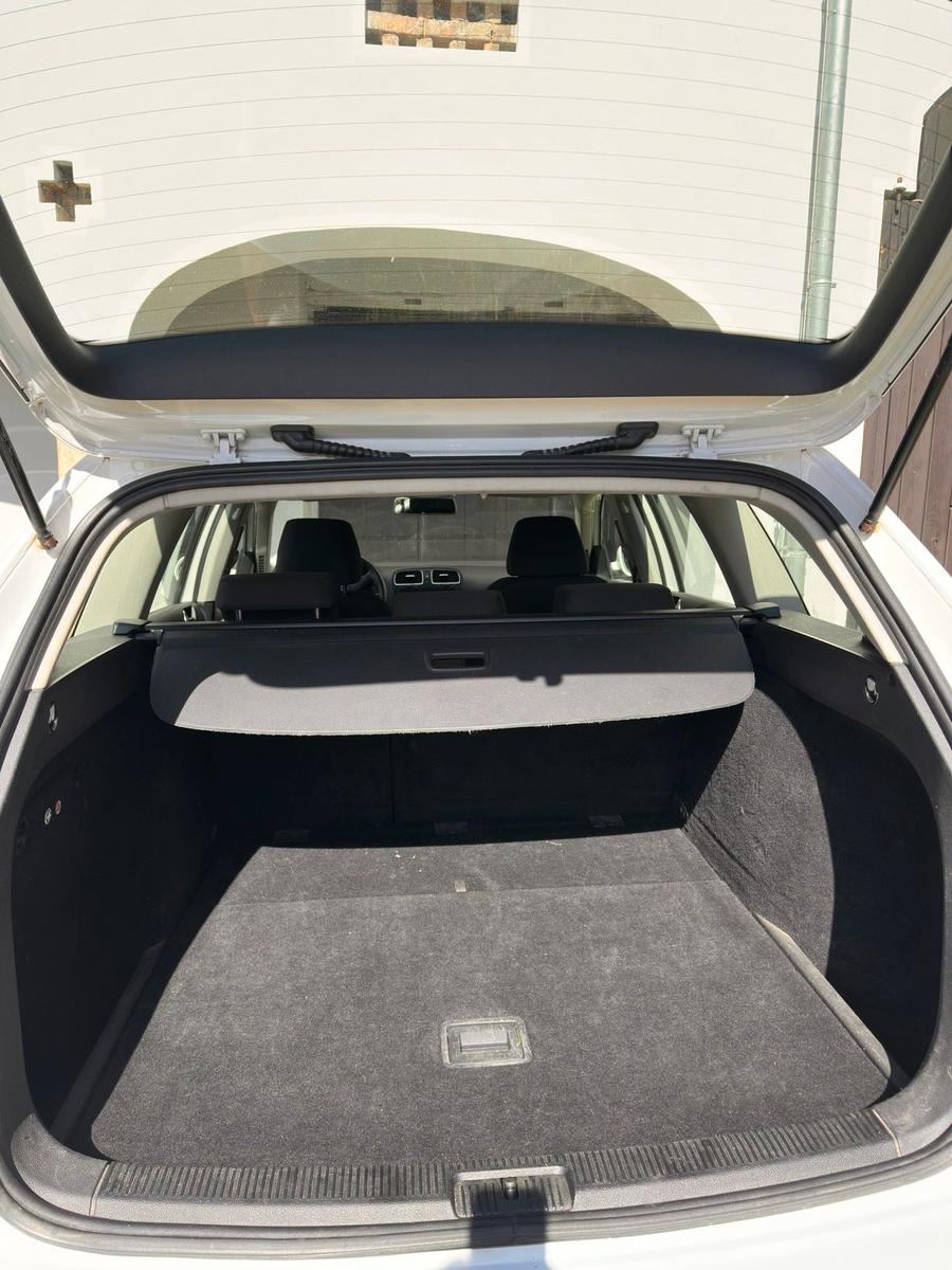 Volkswagen Golf 2011 — photo 15