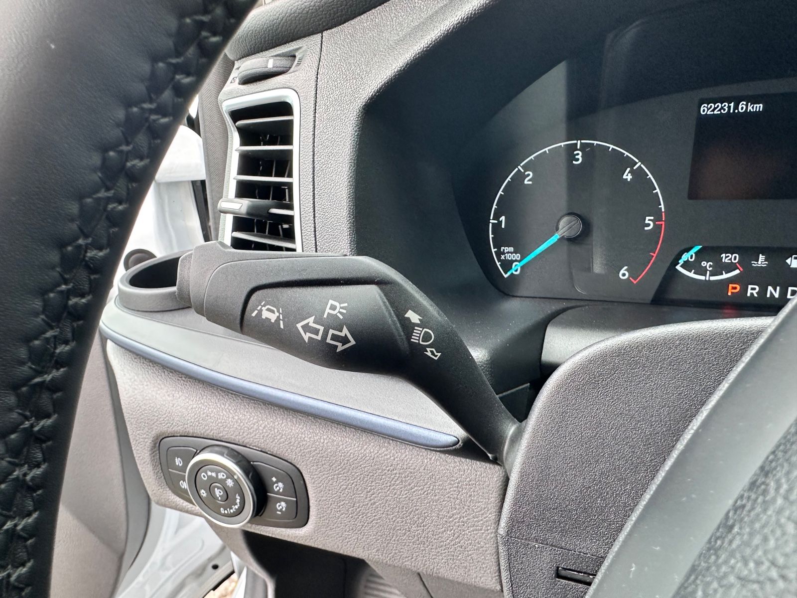 Ford Tourneo Custom 320 L1 Active Aut. Leder ACC Kam. foto 7