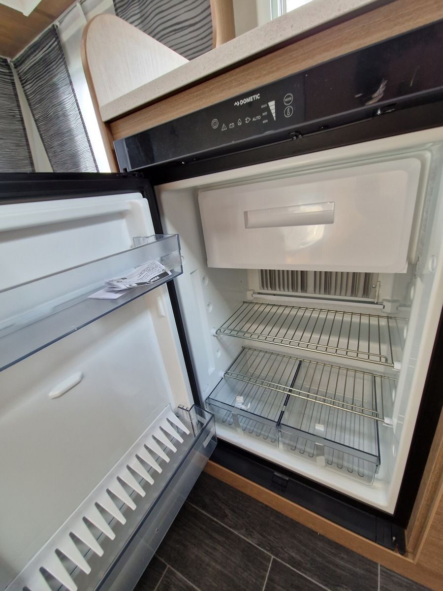 Fahrzeugabbildung Tabbert Senara 400 QD 2.3 Ambiente, DuoControl, 1.500kg