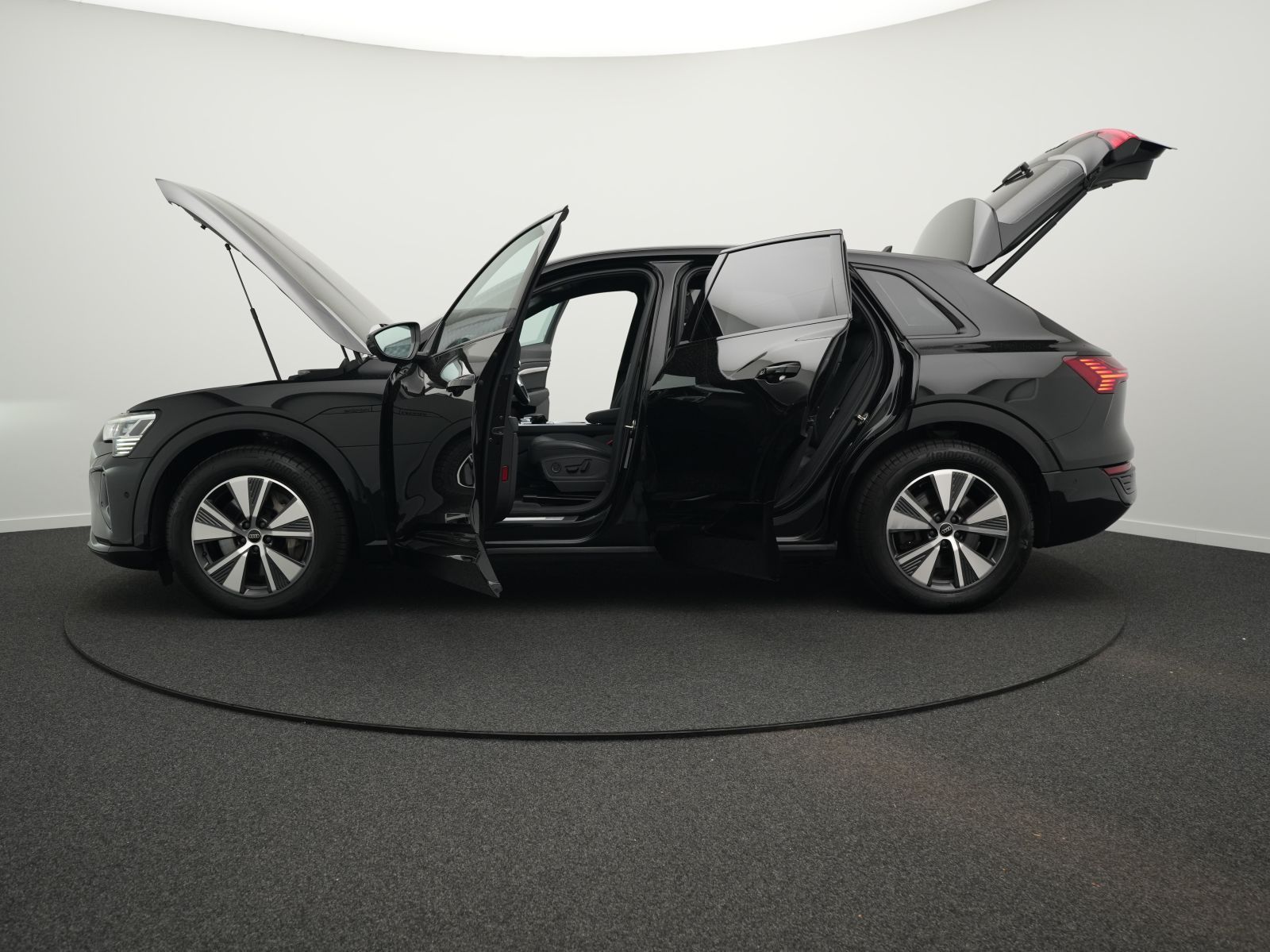 Audi Q8 e-tron - Bild 39
