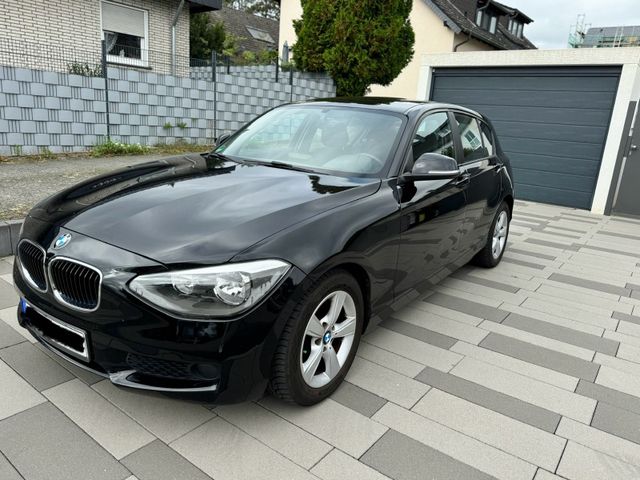 BMW 114i f20 Navi,Ptc Tüv Wenig Km Limousi...