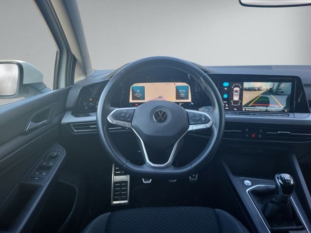 Golf VIII 1.5 TSI ACTIVE STANDHZ+RFK+HEAD-UP+NAV