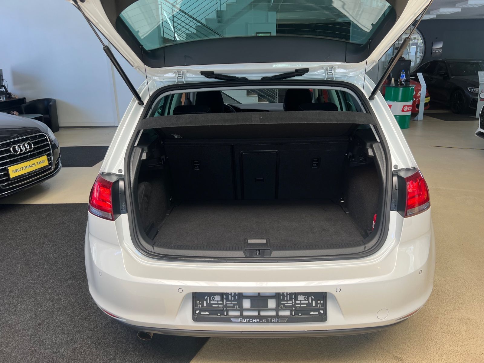 Fahrzeugabbildung Volkswagen Golf VII Lim. Comfortline