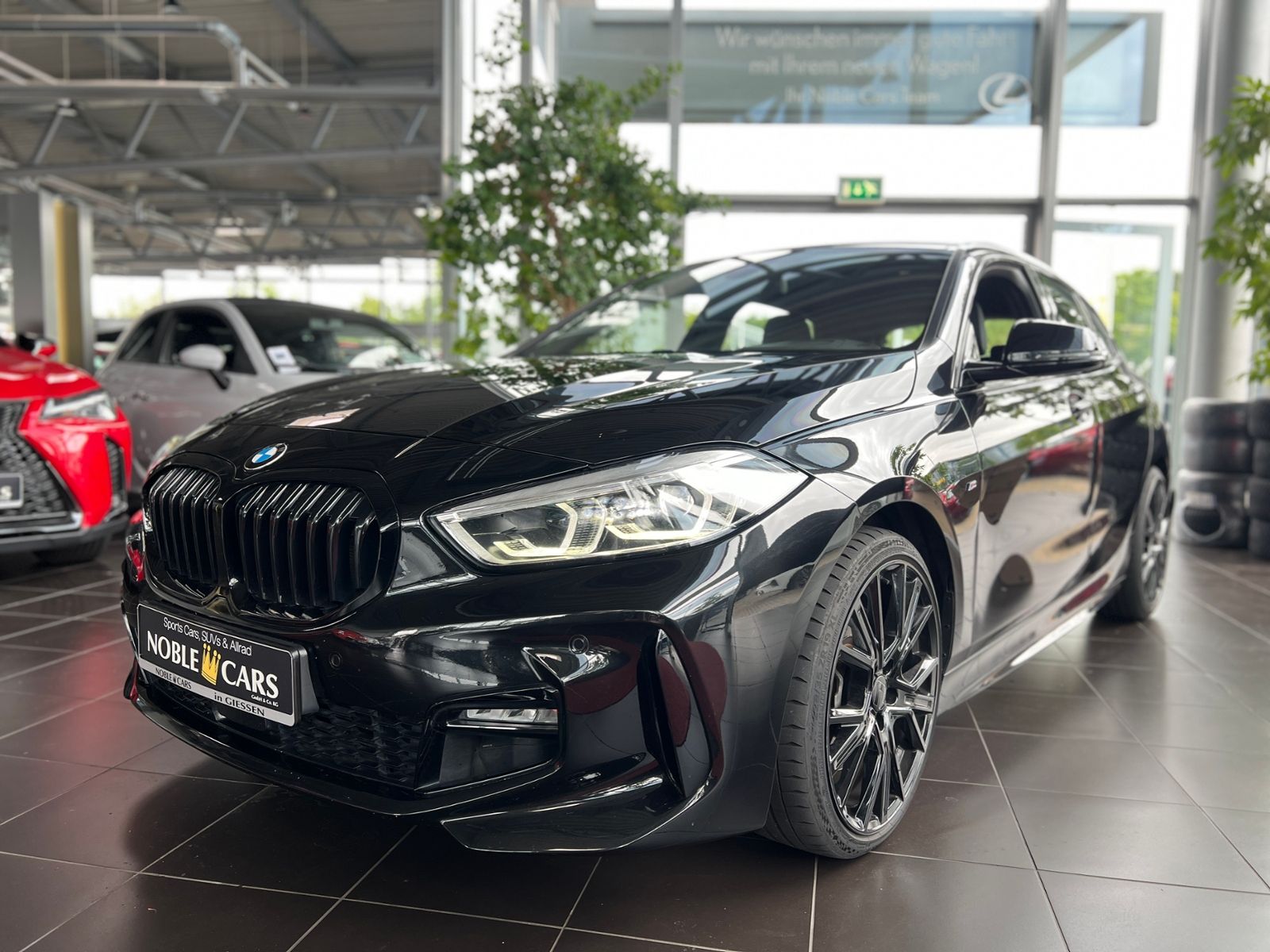 Fahrzeugabbildung BMW 120 i M Sport PDC KLIMA LED NAVI SHZ