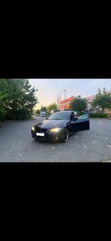 BMW E90 318i Facelift - BMW 3er Reihe aus 2009: Facelift