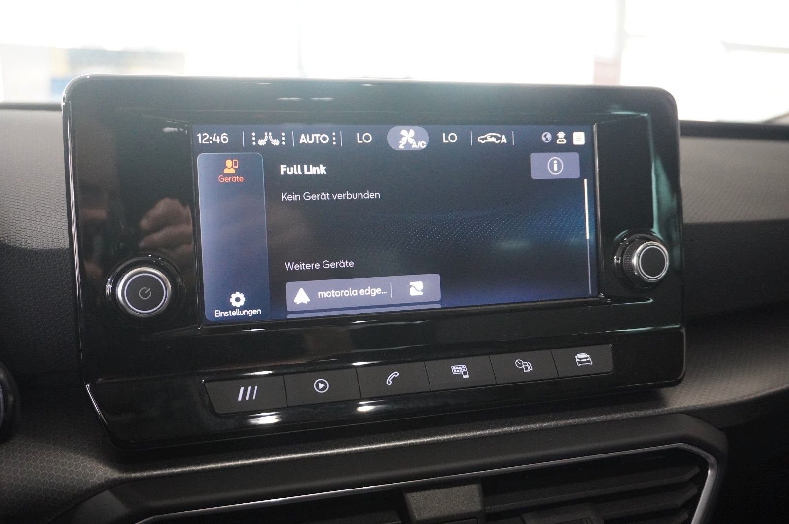 Fahrzeugabbildung SEAT Leon ST 2.0 TSI STYLE NAVI/LED/KAMERA/VIRT./DAB+