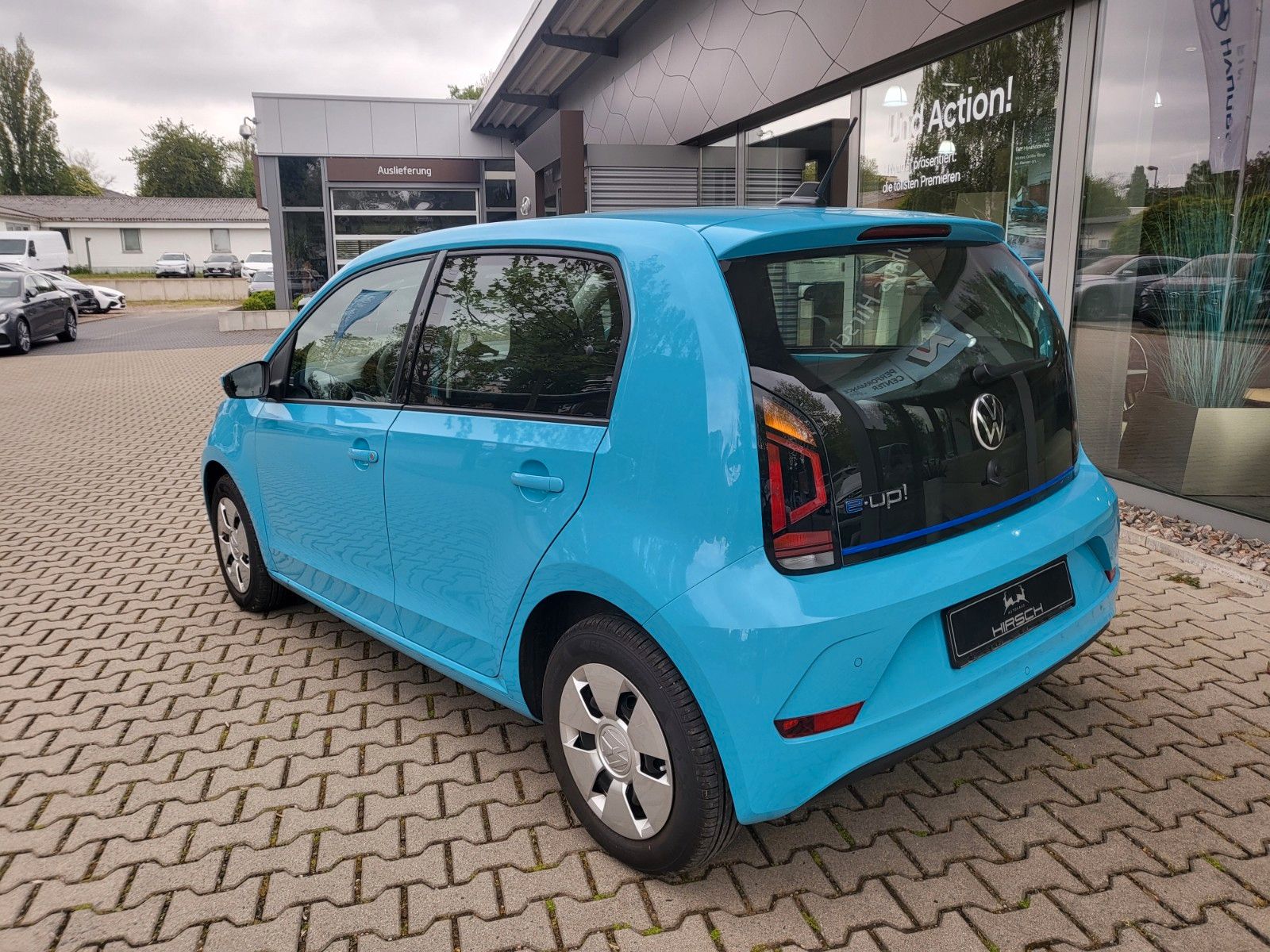 Fahrzeugabbildung Volkswagen e-up! 61kw KAMERA SHZ Frontsch. Heizg 8-fach ber