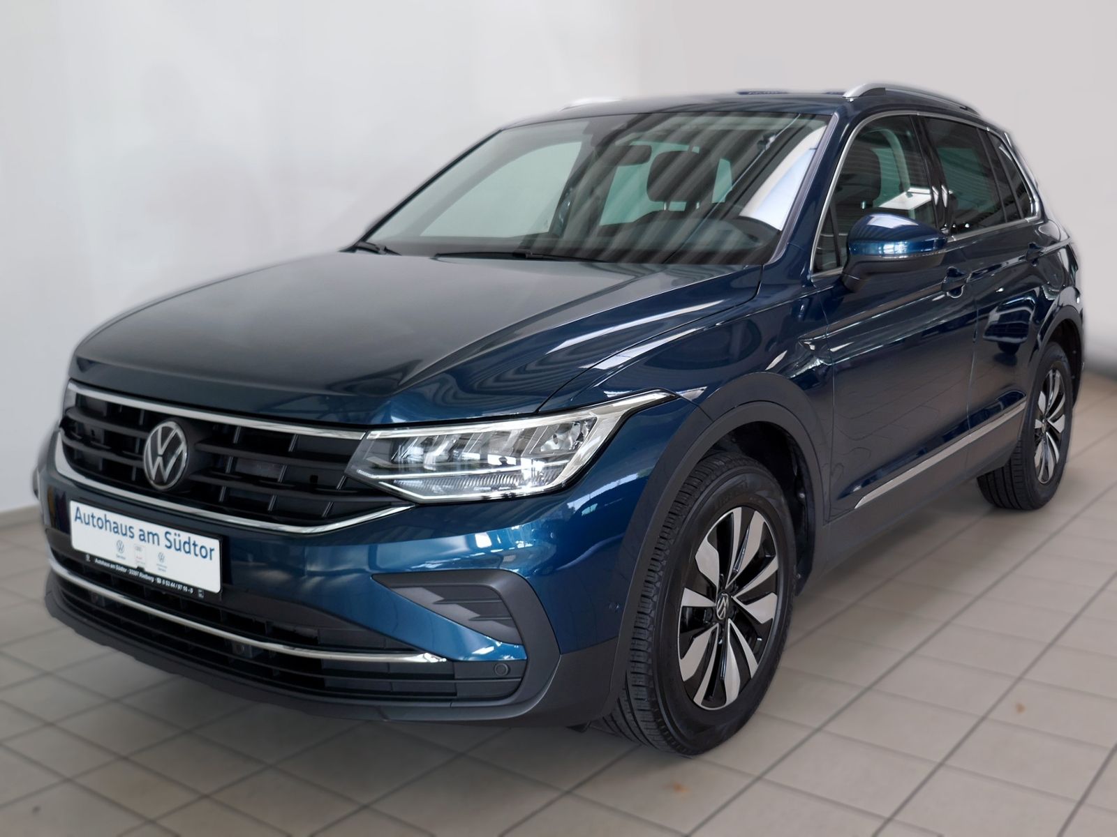 Fahrzeugabbildung Volkswagen Tiguan MOVE 1.5 TSI DSG | LED AHK RFK ACC