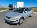 Volkswagen VW Passat Variant 1.6 TÜV 10/25 - Volkswagen Passat Variant aus 1998