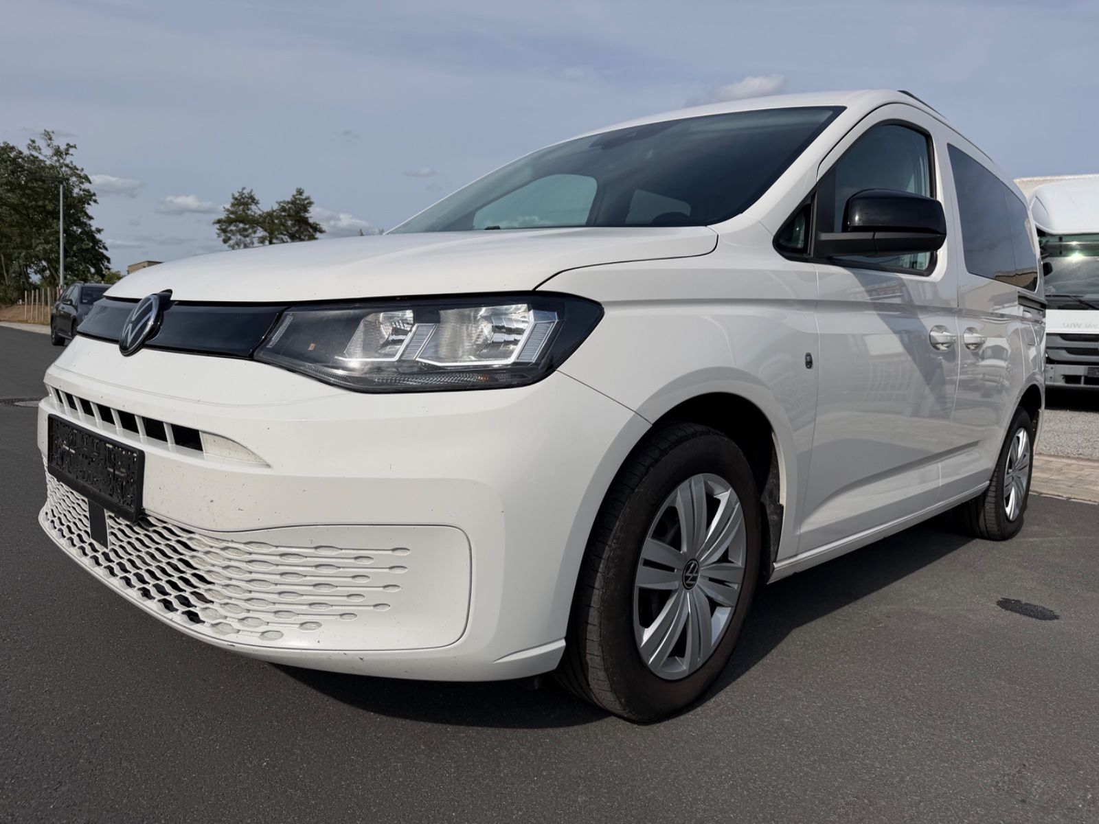 Volkswagen Caddy - 1