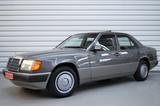 Mercedes-Benz 230 E+Schiebedach+H-Zulassung+88.200km - Mercedes-Benz 230: Limousine
