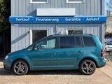 Volkswagen Touran 2.0 FSI*TÜV neu*Temp*Kamera*Navi*SHZ - Volkswagen Touran mit Benzin-Antrieb: Kleinbus, 2.0