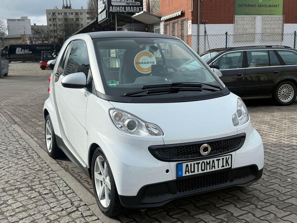 Smart ForTwo Micro Hybrid Automatik,Klima,Navi,Leder