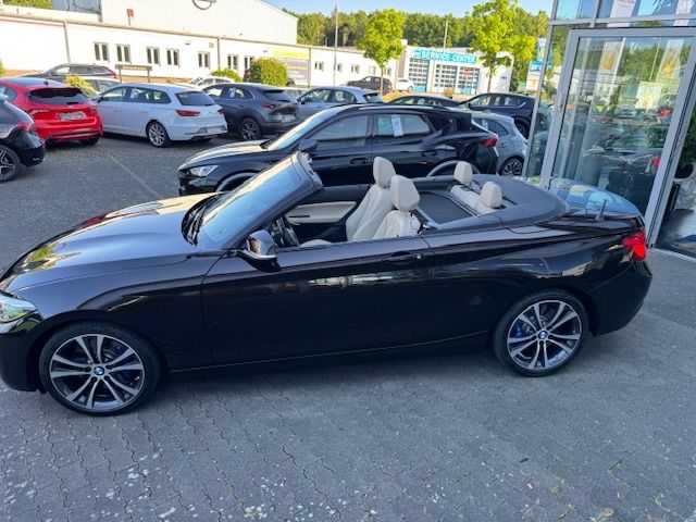 Fahrzeugabbildung BMW 230i  Sport Line KLIMA LED NAVI ALU