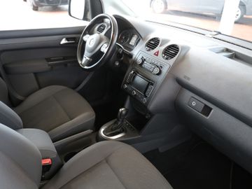 Volkswagen Caddy 1.6TDI DSG KLIMA STANDHZG 7SITZ FLÜGELTÜR